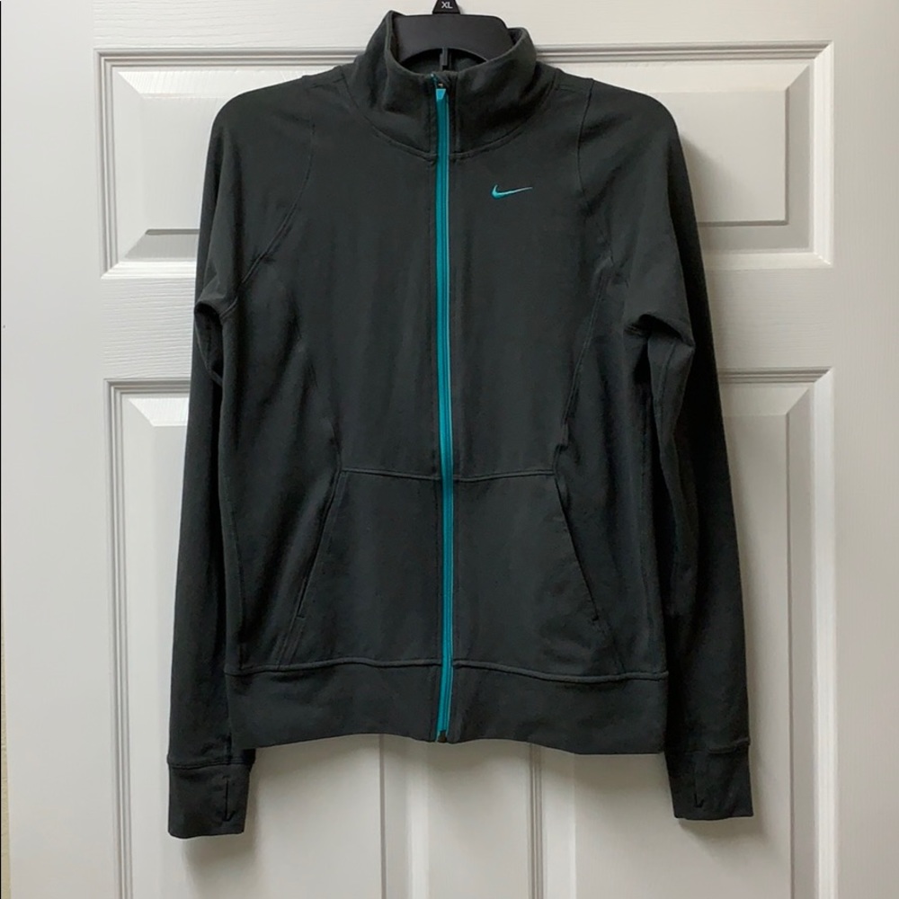 Women’s Nike zip up jacket